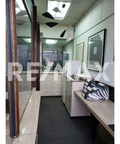 Imagen 8 de 13 de Venta De Oficina En Torre Banhorient Plaza Venezuela Avenida Casanova