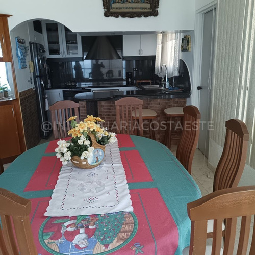 Imagen 5 de 12 de Venta Apartamento En Playa Grande Ref 1546