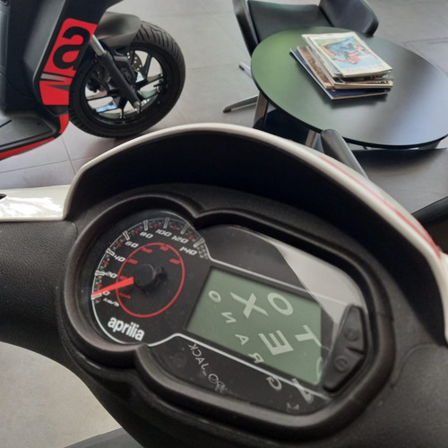 Imagen 13 de 19 de Aprilia Sr 160