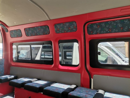 Imagen 13 de 15 de Toyota Hiace 2019 2.7 Panel Super Larga Mt