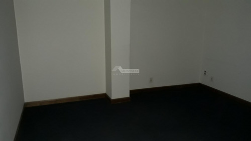 Imagen 9 de 12 de Oficina Ciudad Vieja Alquiler, Rincon Y Misiones, Buen Metraje, 3 Oficinas, Privado, 2 Baños