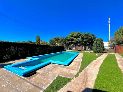 Casa Quinta En Hornero 5140