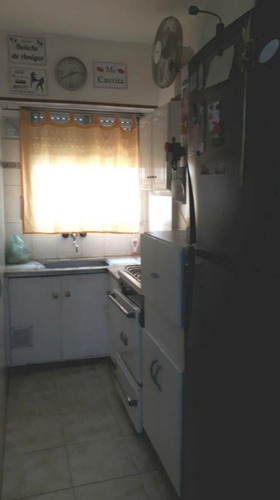 Imagen 2 de 9 de 1 Amb Y Medio Con Balcon A La Calle- En Centro