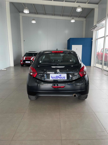 Imagen 7 de 20 de Peugeot 208 Allure 1.5 Nav 2017 Lesbleus
