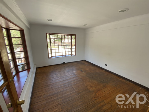 Bodega De 656 M2 En Venta En Recoleta