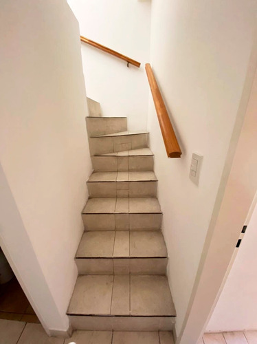 Imagen 8 de 14 de Depto En Duplex De 3 Amb Con Terraza // Vicente Lopez 220