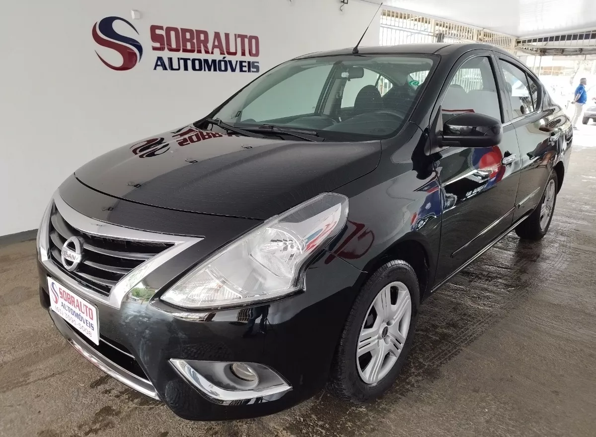 Nissan Versa 1.6 16v S 4p