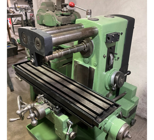 Fresadora Horizontal Americana Clausing Modelo 8540 (Usado)
