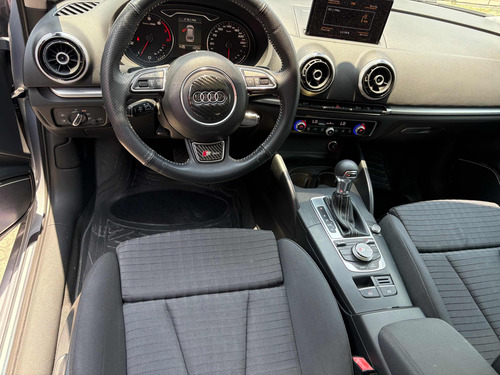 Audi A3 1.8 Attraction Plus At