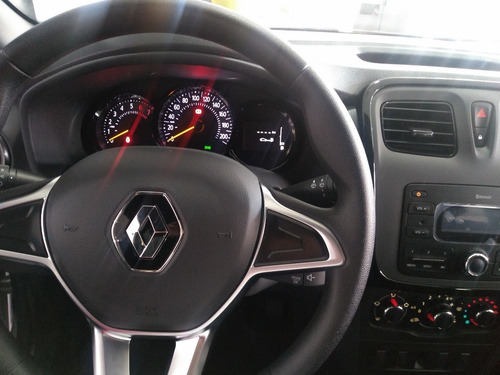Imagen 12 de 16 de Renault Logan 2023 Ds