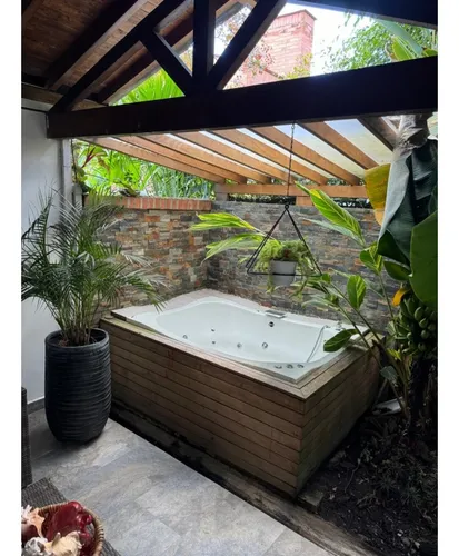 Vendo Casa En El Poblado