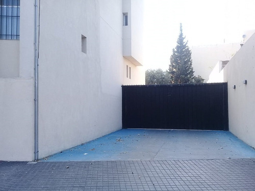 Cochera En Venta Torre Limus Cofico