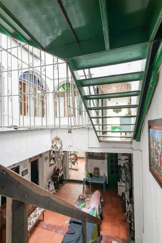 Casa En Venta En La Candelaria. Cod V13396