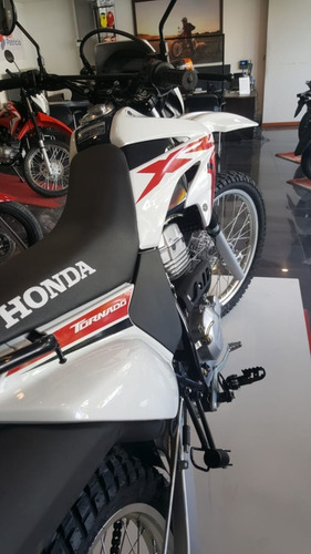 Imagen 3 de 17 de Honda Xr 250 Tornado 0km Entrega Inmediata Modelo 2022