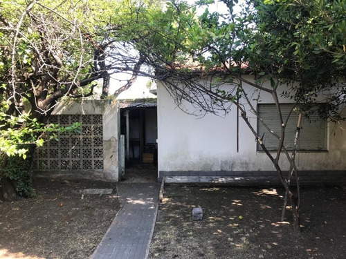 Casa 4 Ambientes - Lanús Oeste.
