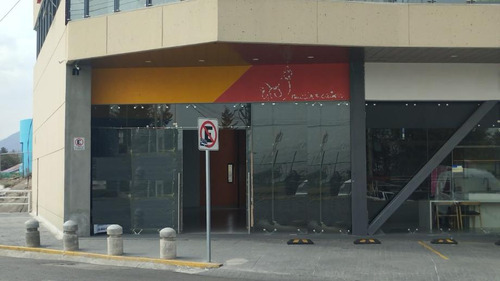 Local Comercial En La Isla Plaza De Servicios Zona Esmeralda, Atizapán De Zaragoza