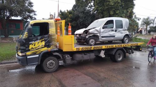 Imagen 5 de 5 de Grúas 24 Horas .1544753813
