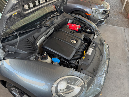 Volkswagen Beetle 2.5 Sound Tiptronic At
