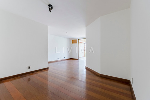 Apartamento Para Alugar Na Avenida Bartolomeu Mitre, Leblon, Rio De Janeiro - Rj - Liv-0400