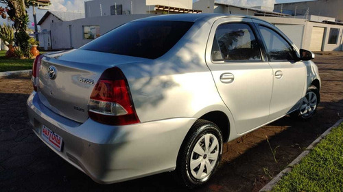 Imagem 9 de 11 de Toyota Etios 2018 1.5 16v Xs Aut. 5p