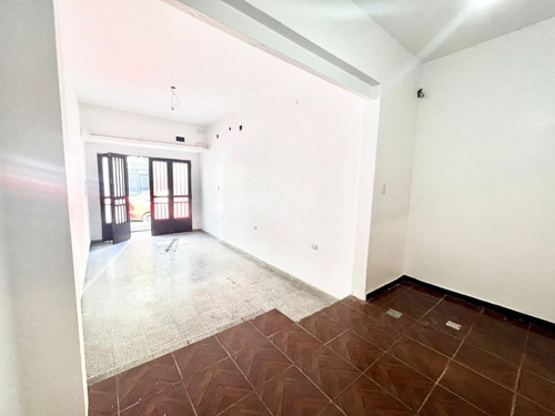 Imagen 4 de 10 de Alquiler | Local Comercial | Rioja 1era Cuadra, Barrio Sur - Smt