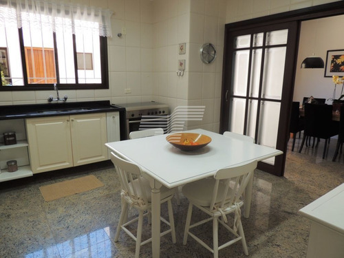 Imagem 5 de 15 de Sobrado Triplex, Água Verde, 6 Quartos (2 Suítes) Edícula, 4 Vagas. - Re61432752