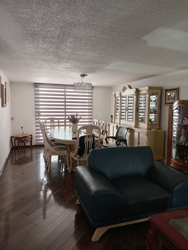Casa Remodelada En Condominio En Venta En Circuito Pintores, Cd. Satélite!!