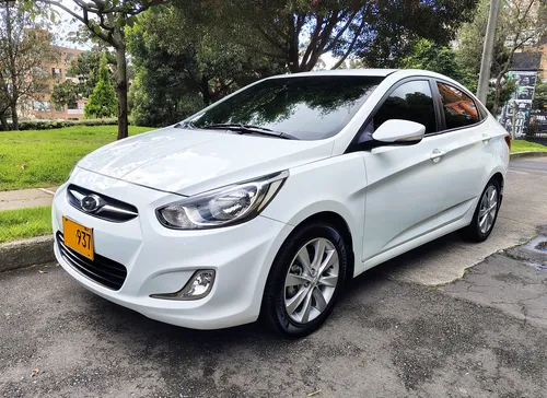 Hyundai Accent 1.6l 4 p