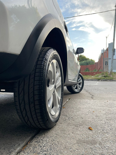 Renault Sandero Stepway 1.6 Privilege 105cv