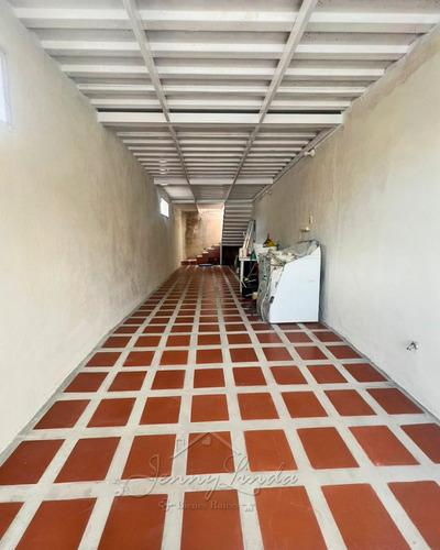 Se Vende!!! Casa En La Urbanización La Orquidea Maracay Aragua