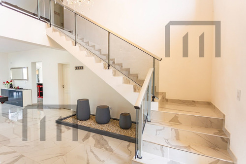 Imagen 4 de 28 de Casa En Venta De 4 Dormitorios C/ Cochera En Barrio Privado Terralagos