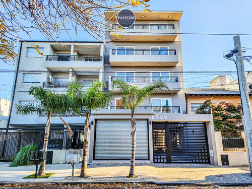 Alquiler De Departamento 3 Ambientes Con Cochera En Olivos
