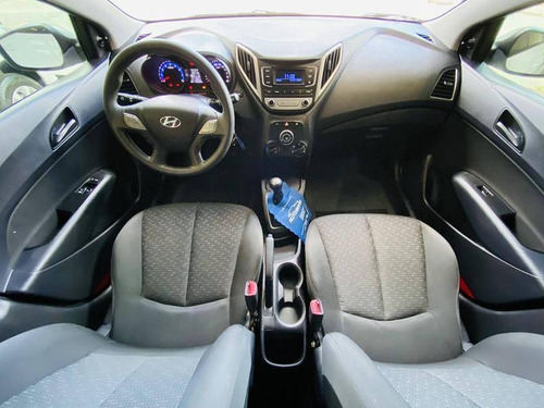 Imagem 6 de 12 de Hyundai Hb20 1.0 Comfort 12v Flex 4p Manual