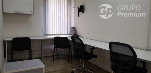 Casa En Arriendo De 12 Dorm. En Las Condes