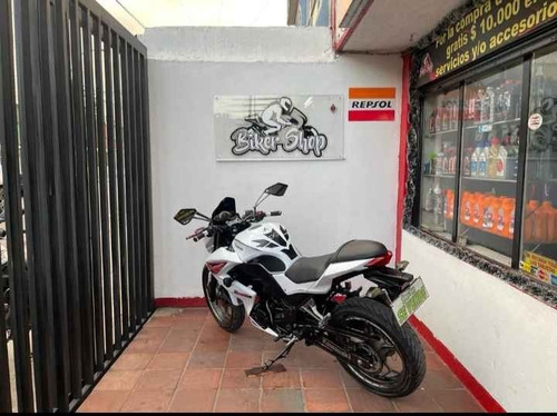 Imagen 3 de 5 de Kawasaki