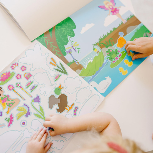 Bloc Adhesivo Reutilizable Melissa & Doug Fairies Con Más De