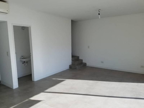 Imagen 2 de 11 de Duplex Venta Bosque Alto - Pilar