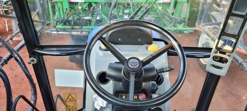 Autopropelido ( Uniport ) New Holland Sp 2500 - Ano 2015