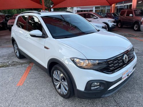 Volkswagen T-Cross 1.0 200 TSI TOTAL FLEX COMFORTLINE AUTOMÁTICO