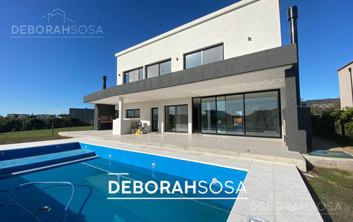 Casa En Venta 5 Ambientes - El Canton Escobar Zona Norte
