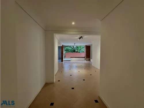 Apartamento En Lalinde Con Generosa Terraza(mls#256169)