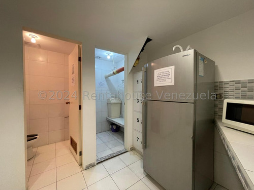 Local Comercial En Venta En Chacao A Pie De Calle Caracas
