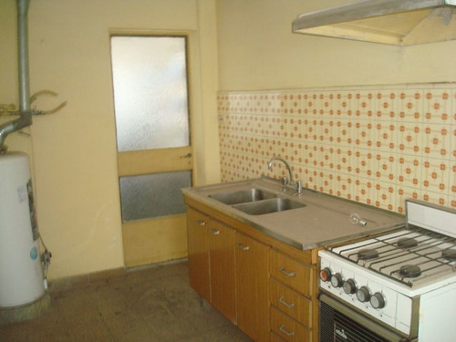 Imagen 8 de 14 de Chalet En Venta En Moron Sur