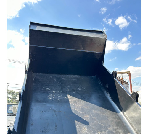 Caçamba Basculante 3m³ Rodotec 2021 Caminhao 3/4