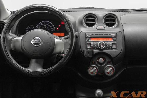 Nissan Versa 1.6 16v Flex Sv 4p Manual Prateado