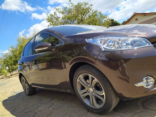 Imagem 13 de 15 de Peugeot 208 Griffe 1.6