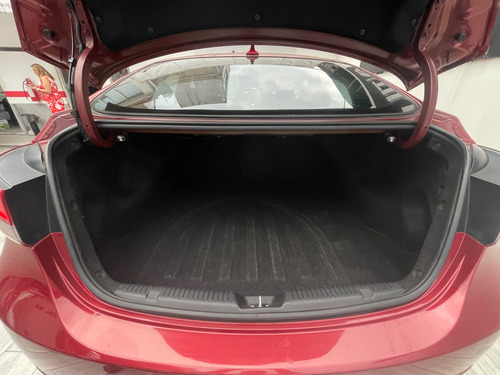 Hyundai Elantra 1.8 Limited Tech At