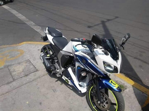 Quilla Pechera Carenado Yamaha Fazzer 150 (Usado)