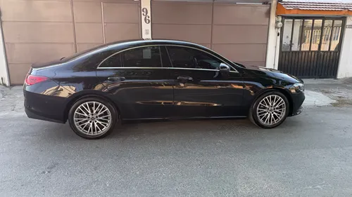 Mercedes-Benz Clase CLA 1.6 200 Cgi Mt