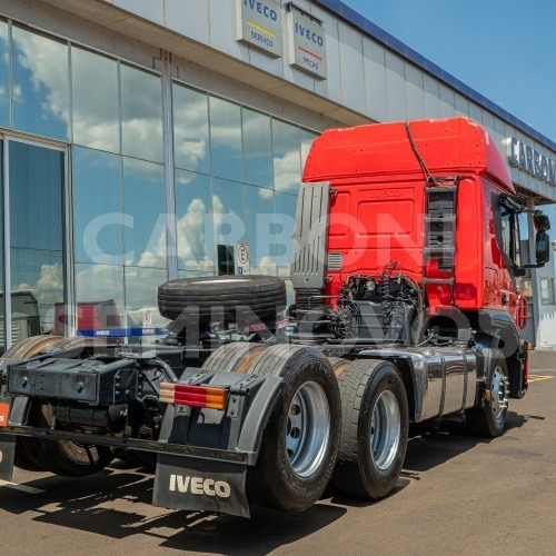 Imagem 9 de 12 de Iveco Stralis 600s44t 6x2, Ano 2013/2014